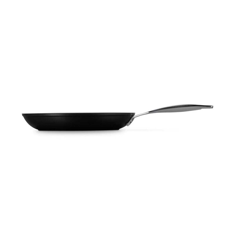 Le Creuset Toughened Non-Stick Shallow Frying Pan 28cm image number 2
